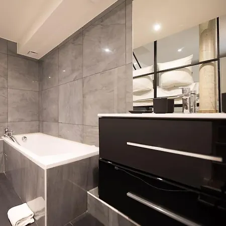 Apartment Maison De Charme Avec Terrasse *